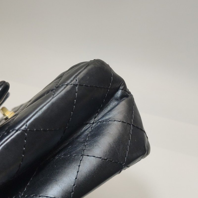 Chanel 2.55 Flag Bag 經典款 大號 油蠟皮 菱格絎縫 長方形旋扣 單肩包-17