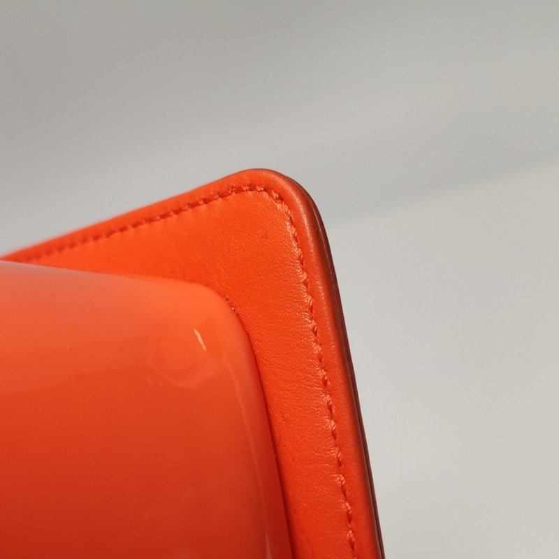 Chanel Leboy 季節限定款 小號 漆皮 菱格絎縫 方形 雙C鎖扣 單肩包-25