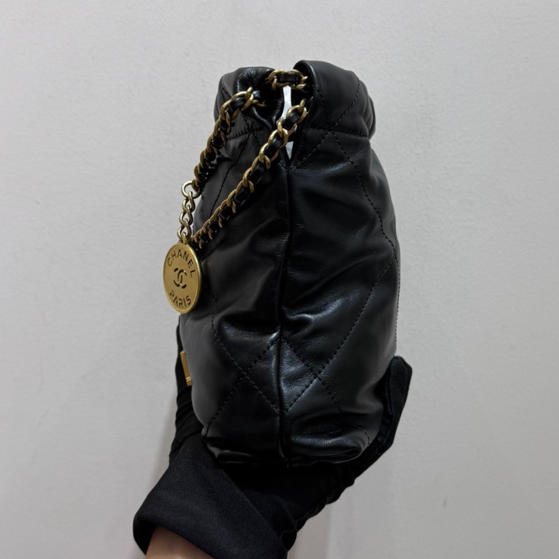 Chanel 香奈兒 22bag Mini黑色金扣 小垃圾包-2