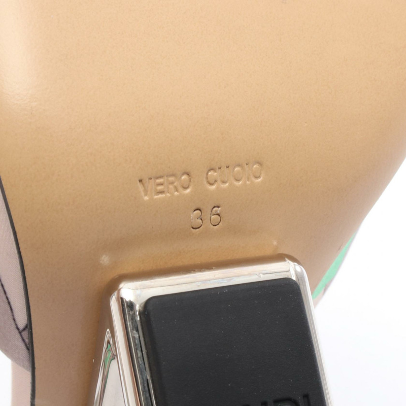 FENDI 尖頭涼鞋，米綠色，36碼，二手女鞋-5