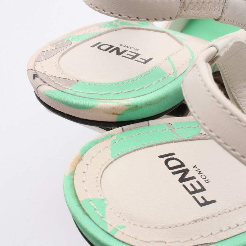 FENDI 尖頭涼鞋，米綠色，36碼，二手女鞋-9