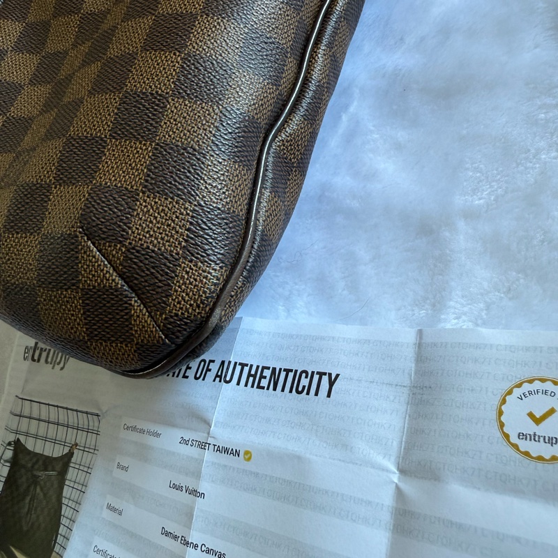 ㊣保證正品㊣附鑑定書 LOUIS VUITTON 路易威登DU0143 Damier N42251棋盤格紋 抓皺 斜背包-12