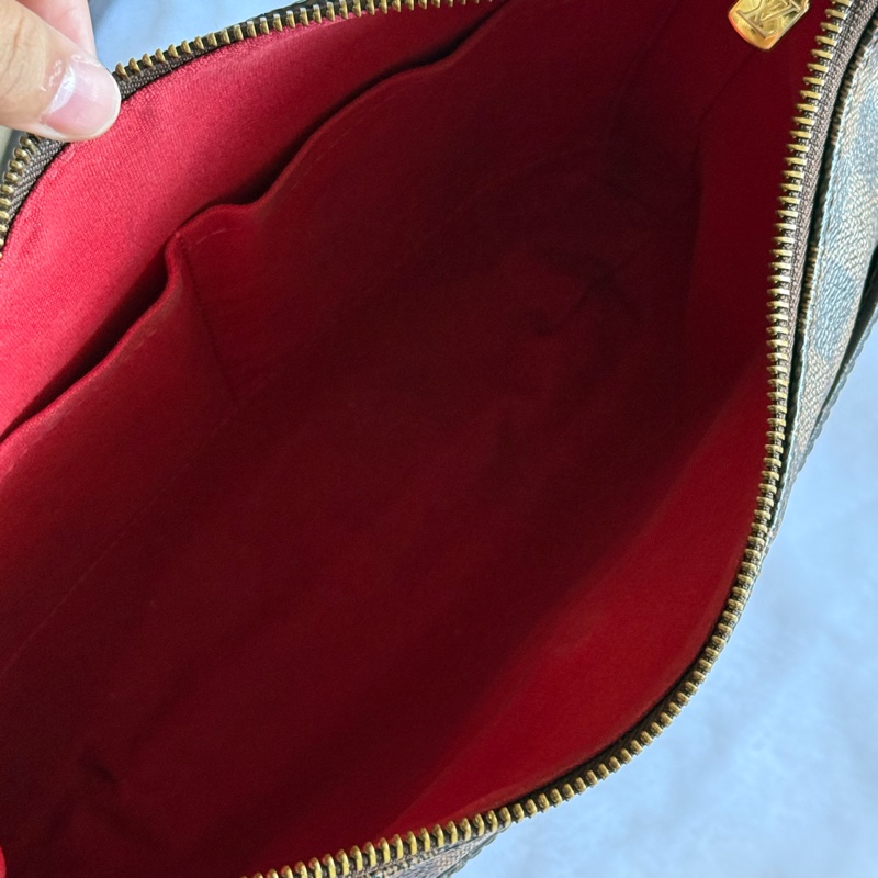 ㊣保證正品㊣附鑑定書 LOUIS VUITTON 路易威登DU0143 Damier N42251棋盤格紋 抓皺 斜背包-16