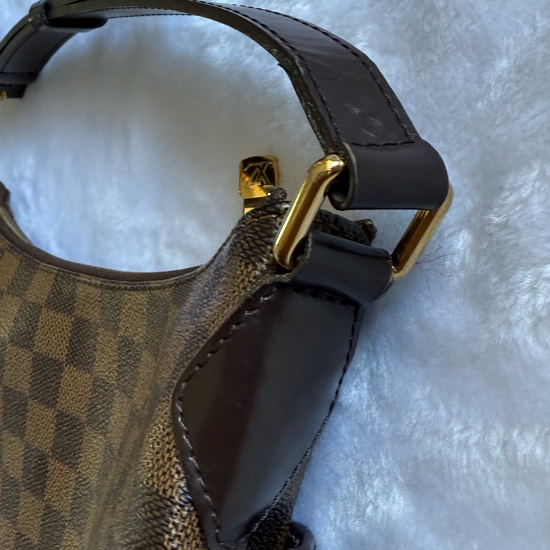 ㊣保證正品㊣附鑑定書 LOUIS VUITTON 路易威登DU0143 Damier N42251棋盤格紋 抓皺 斜背包-22