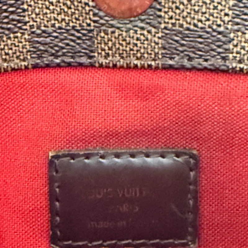 ㊣保證正品㊣附鑑定書 LOUIS VUITTON 路易威登DU0143 Damier N42251棋盤格紋 抓皺 斜背包-26