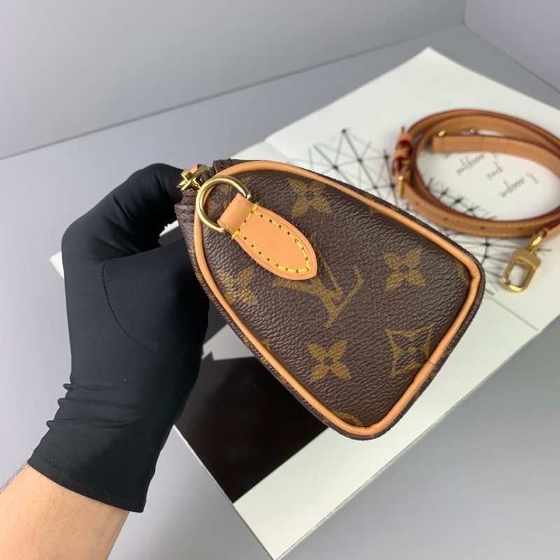 ◻️ LV nano speedy M81085-5