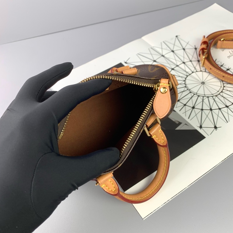 ◻️ LV nano speedy M81085-8