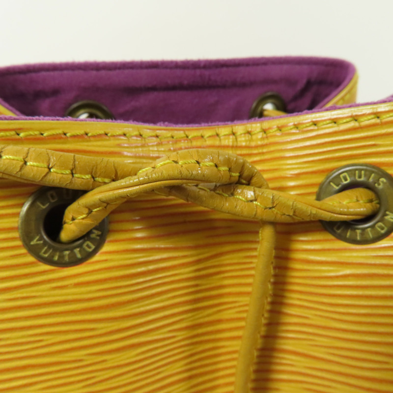 LOUIS VUITTON Epi Petit Noe金扣肩背袋-7