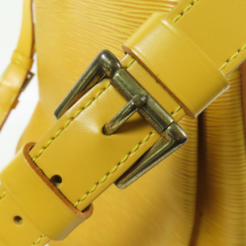 LOUIS VUITTON Epi Petit Noe金扣肩背袋-8