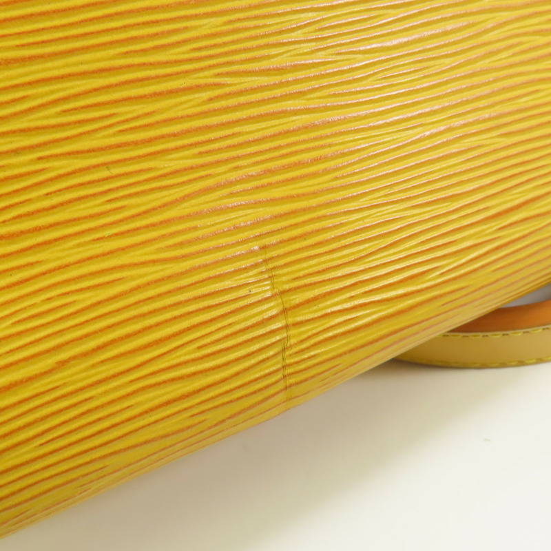 LOUIS VUITTON Epi Petit Noe金扣肩背袋-10