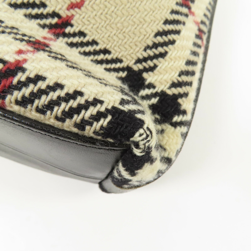 BURBERRY 羊絨Shoulder Bag銀扣肩背袋-9