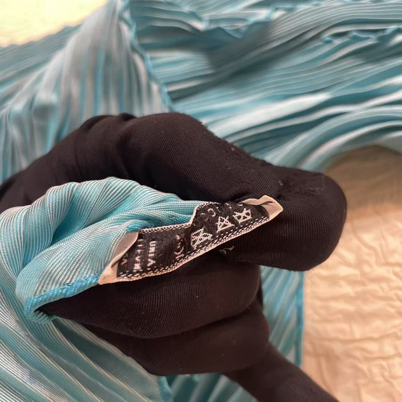 HERMES愛馬仕配飾 經典褶皺款小絲巾 手柄巾/多用途絲巾-5