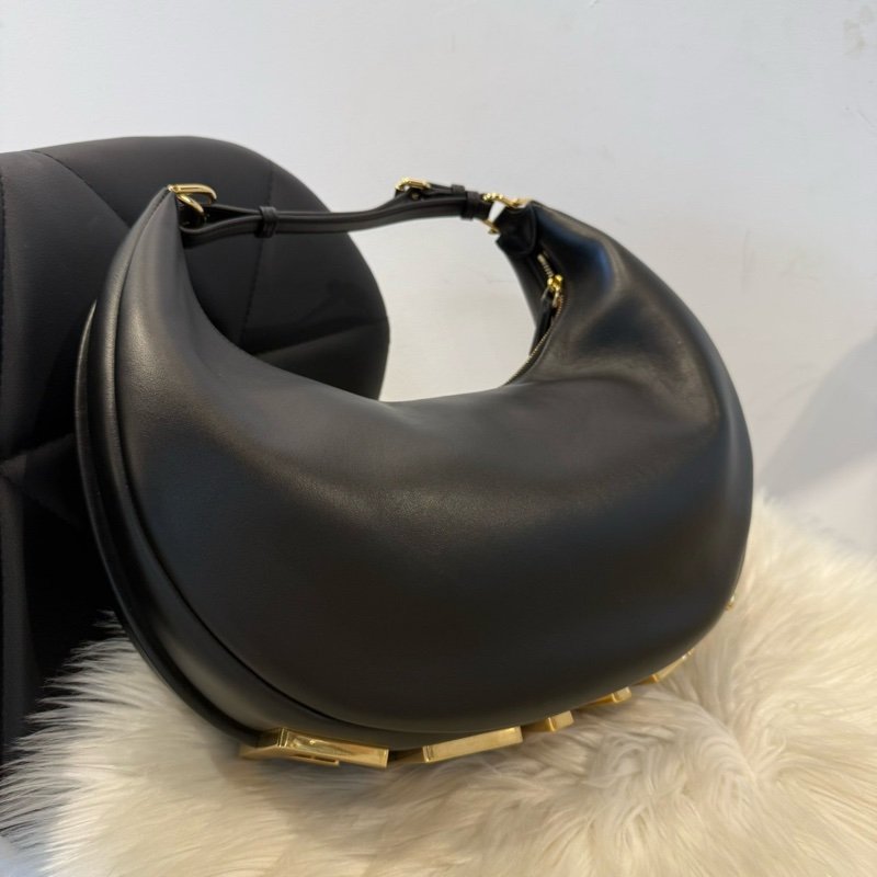 FENDI GRAPHY 月牙包 腋下包-2