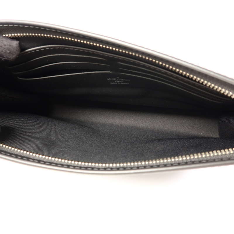LOUIS VUITTON Damier Graphite Pixel Pochette Voyage MM銀扣手拿包-4