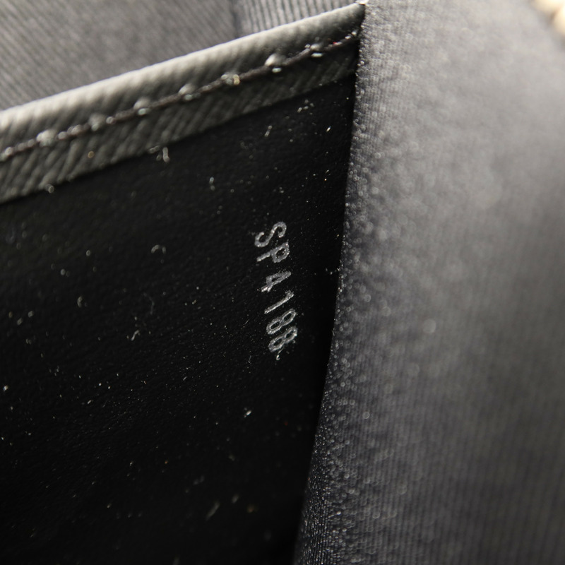 LOUIS VUITTON Damier Graphite Pixel Pochette Voyage MM銀扣手拿包-6