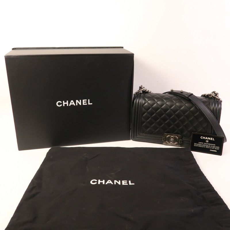 CHANEL 牛皮皮革Boy 25銀扣鏈帶肩背袋-10