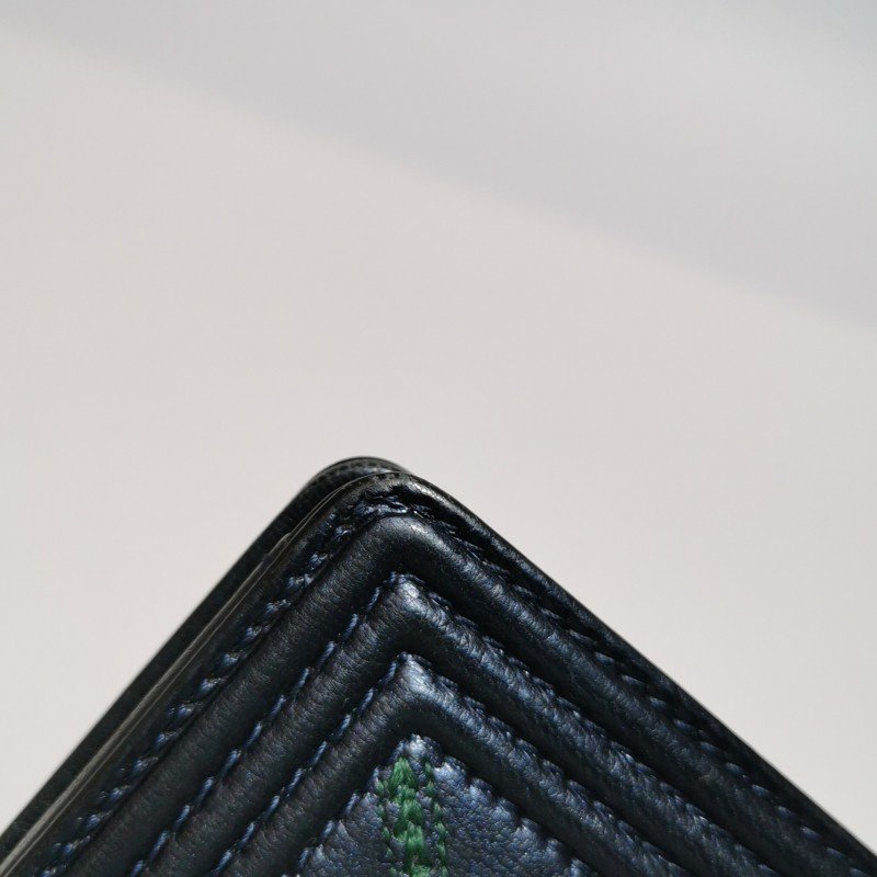 Chanel Boy Bag 羊皮 菱格絎縫 方形 雙C鎖扣 錢包-15