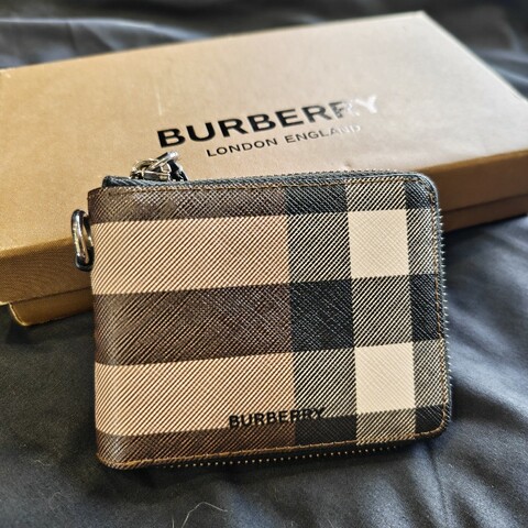 #BURBERRY 深棕色線條拉鍊短夾 九成新近全新