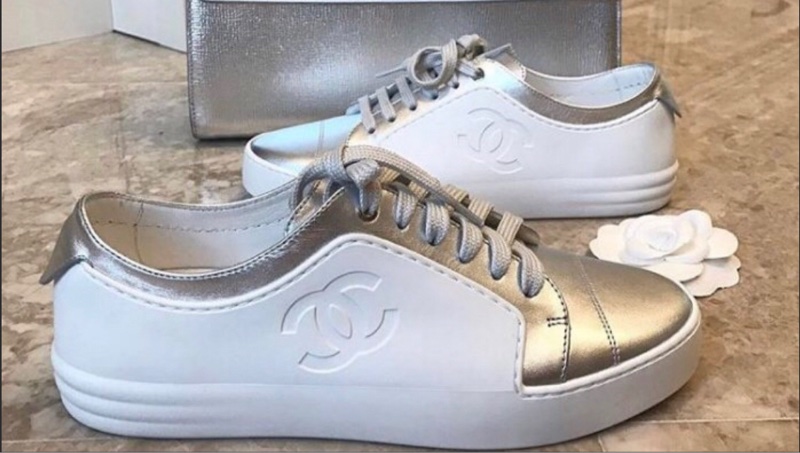 香奈兒經典休閒鞋經典鞋香奈兒銀白拼銀色運動鞋Chanel quilted sneakers 小白鞋購於台灣專櫃保證真品運動鞋香奈兒運動鞋chanel 運動鞋全新-7