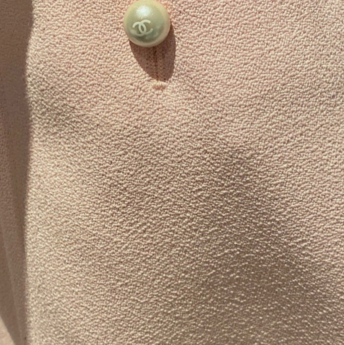 Chanel經典上衣香奈兒背心香奈兒CHANEL Apricot Pink Viscose Crepe Short Shift Dress時尚背心購於台灣專櫃保證真品-3