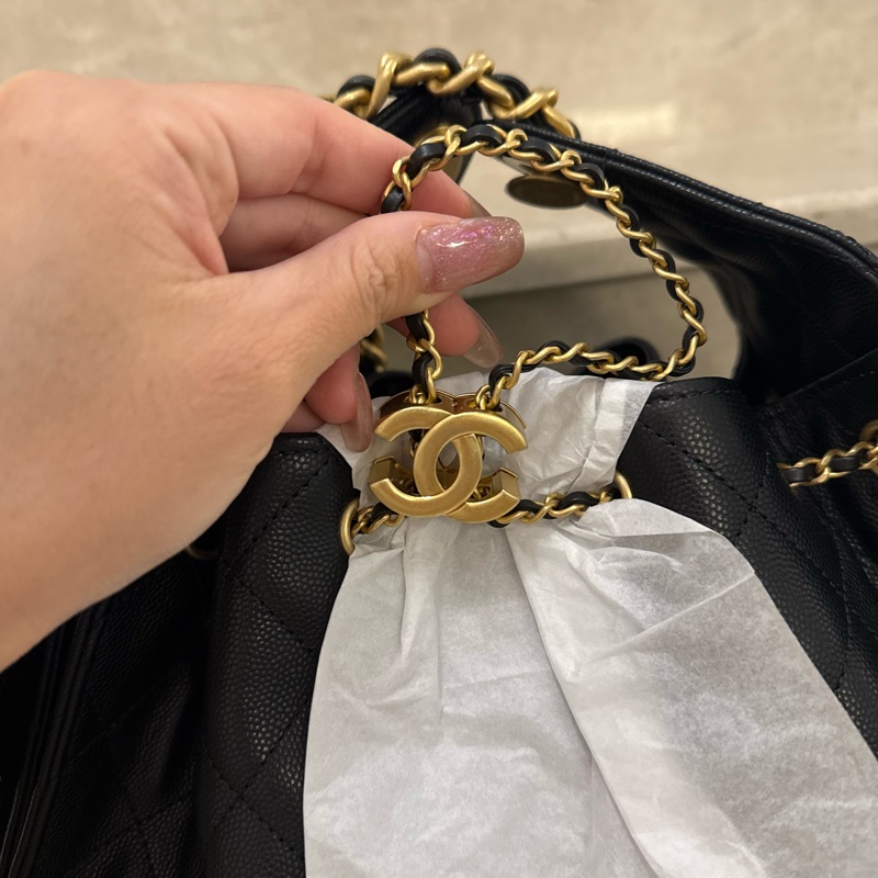 Chanel 25 hobo Bag小號 香奈兒25 hobo bag 黑金荔枝全新專櫃抱出-16