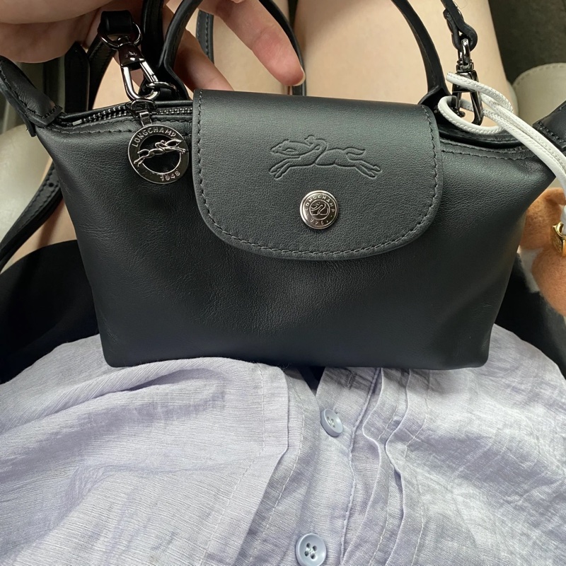 ✔️LONGCHAMP Le Pliage Xtra XS 小牛皮迷你水餃包/黑色-6