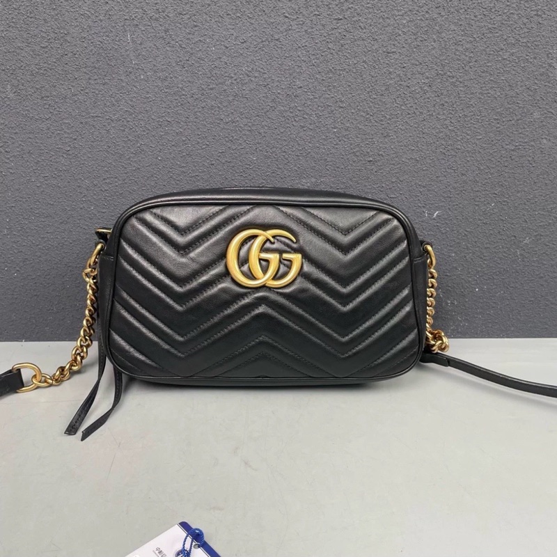 百搭必備款😍Gucci黑金馬蒙v紋橫版相機包單肩斜挎包📷-3