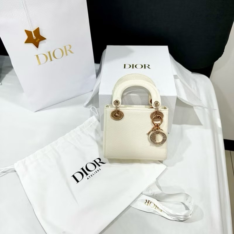 新款鏈袋 lady Dior mini訂製款 蜥蜴皮 米白色玫瑰金釦帶鑽-0