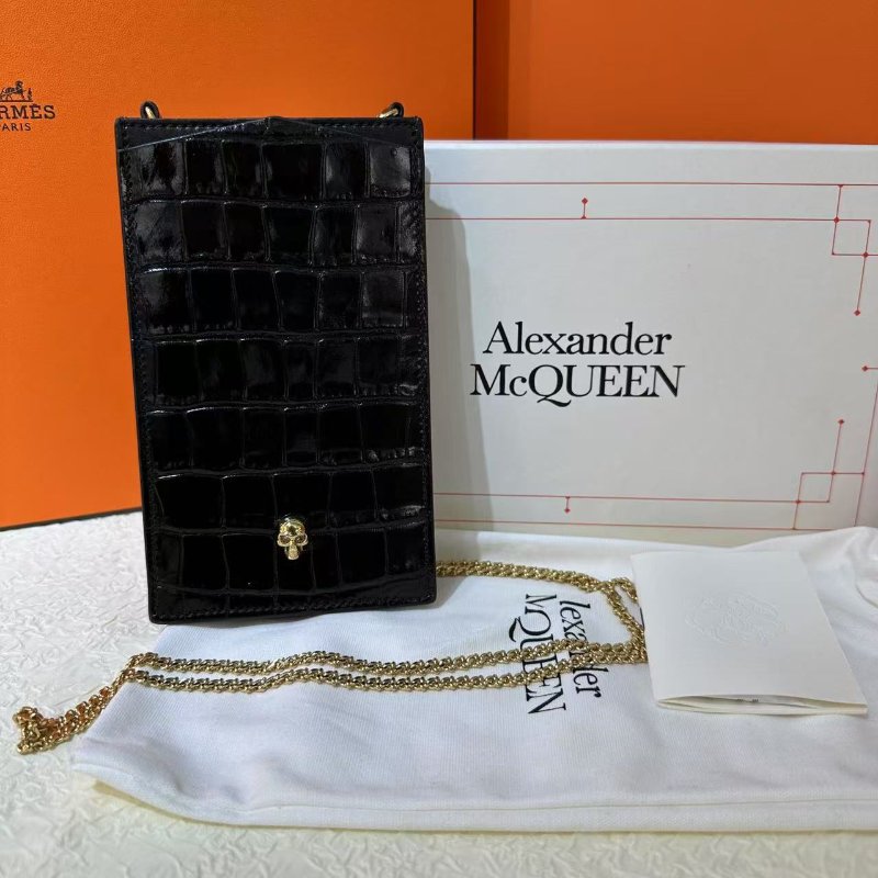 亞歷山大麥昆/Alexander McQueen竪版錢包 長款卡包 錢夾 稀有霧面鰐魚紋 個性鏈條挎包 可放手機鑰匙等 材質:牛皮霧面壓鰐魚紋-0