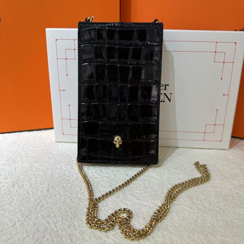 亞歷山大麥昆/Alexander McQueen竪版錢包 長款卡包 錢夾 稀有霧面鰐魚紋 個性鏈條挎包 可放手機鑰匙等 材質:牛皮霧面壓鰐魚紋-1