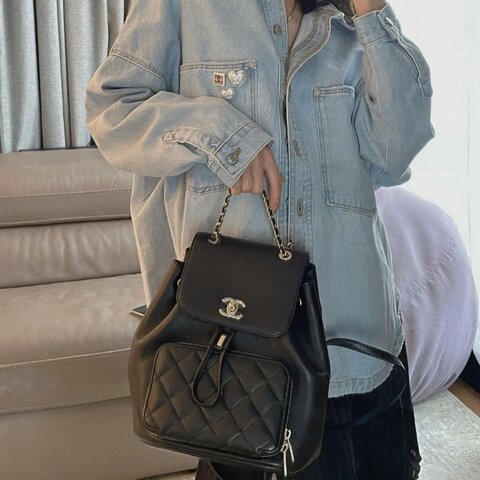 CHANEL Affinity25B黑金牛皮顆粒壓花大號後背包 24*25*17 全新配件:盒子塵袋