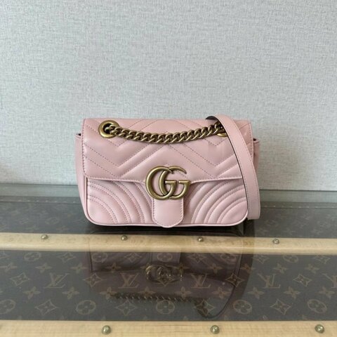 GUCCI 櫻花粉金扣 Marmont馬蒙22肩背斜背鏈條包 22*13*6 98新