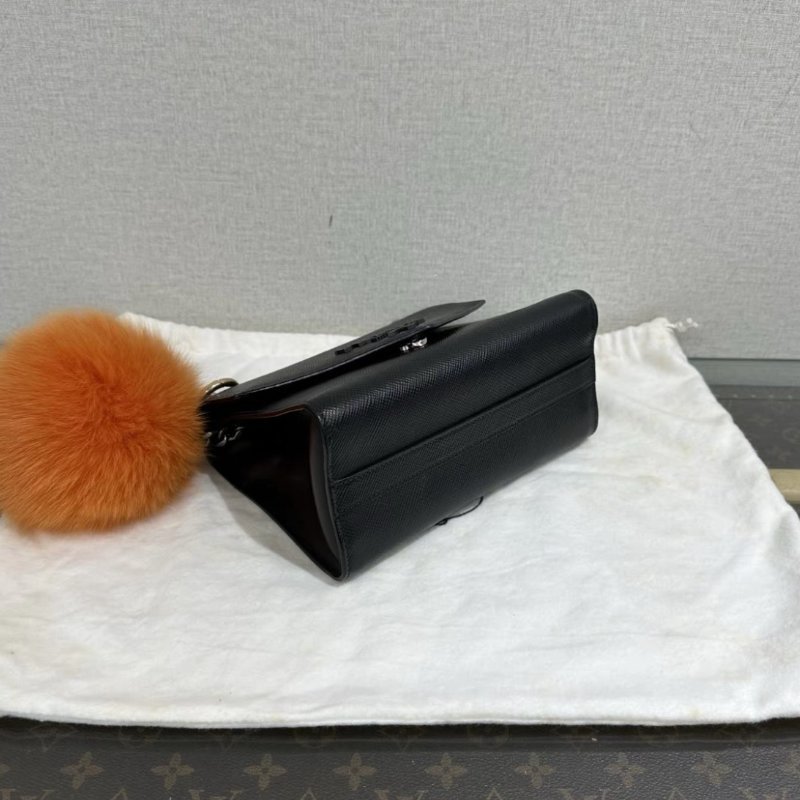 PRADA Monochrome黑銀十字紋肩背斜背包 21*14.5*10 98新配件塵袋掛飾-2