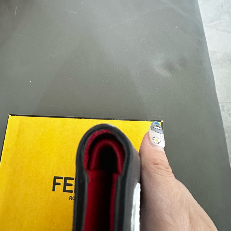 FENDI小怪獸雙折短夾-6