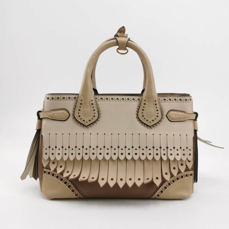 Burberry The Banner 班納 小號 牛皮 拼色 鏤空 流蘇 包邊 斜背包-4