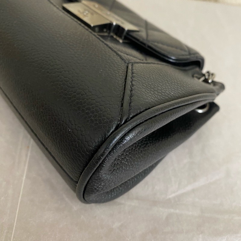 Chanel 香奈兒黑銀荔枝牛皮腋下包-4