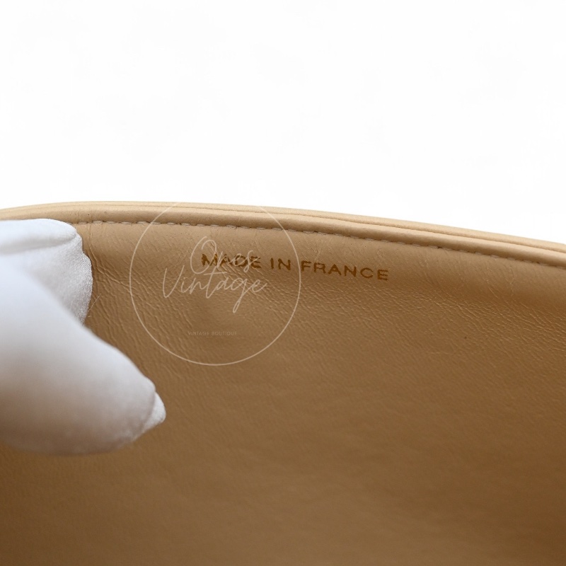 [Pre-owned] CHANEL CF25 MEDIUM CLASSIC FLAP BAG BEIGE GHW-16