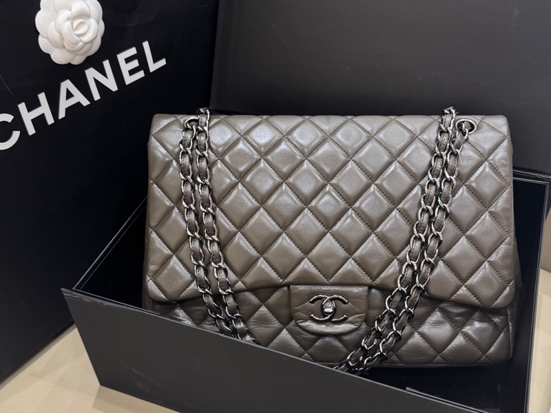 🍁Chanel香奈兒灰色羊皮cf maxi 機場鏈條包 13開有卡 尺寸33x22cm-0