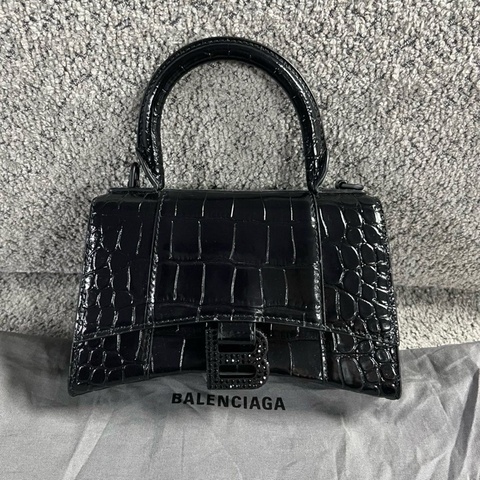 Balenciaga 黑色萊茵石鑲嵌黑色啞光B徽標 鰐魚紋壓花牛皮革 單肩斜挎包Xs碼 附件塵袋 卡片