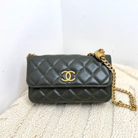 Chanel 香奈兒 22K 橄欖綠金扣 mini woc