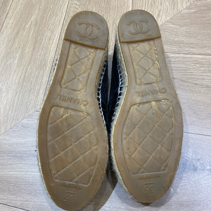 Chanel 黑色平底鞋 size 35-4