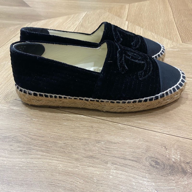 Chanel 黑色平底鞋 size 35-6