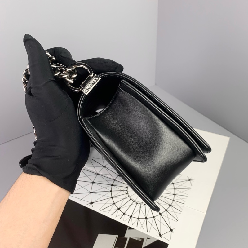 ◻️ Chanel boy25牛皮黑銀-晶片款-5