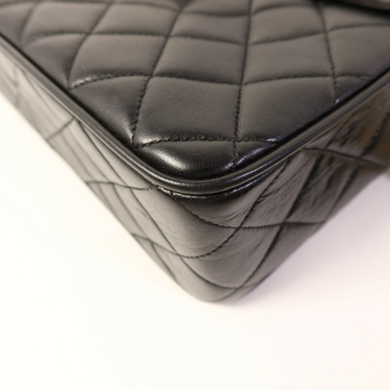 CHANEL 羊皮皮革Chain Shoulder金扣鏈帶肩背袋-12