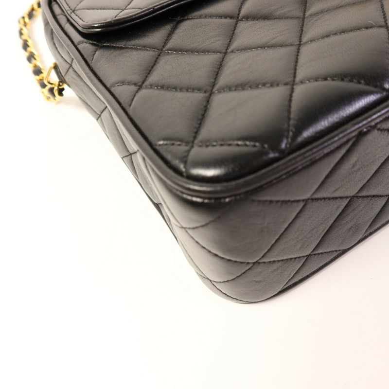 CHANEL 羊皮皮革Chain Shoulder金扣鏈帶肩背袋-13