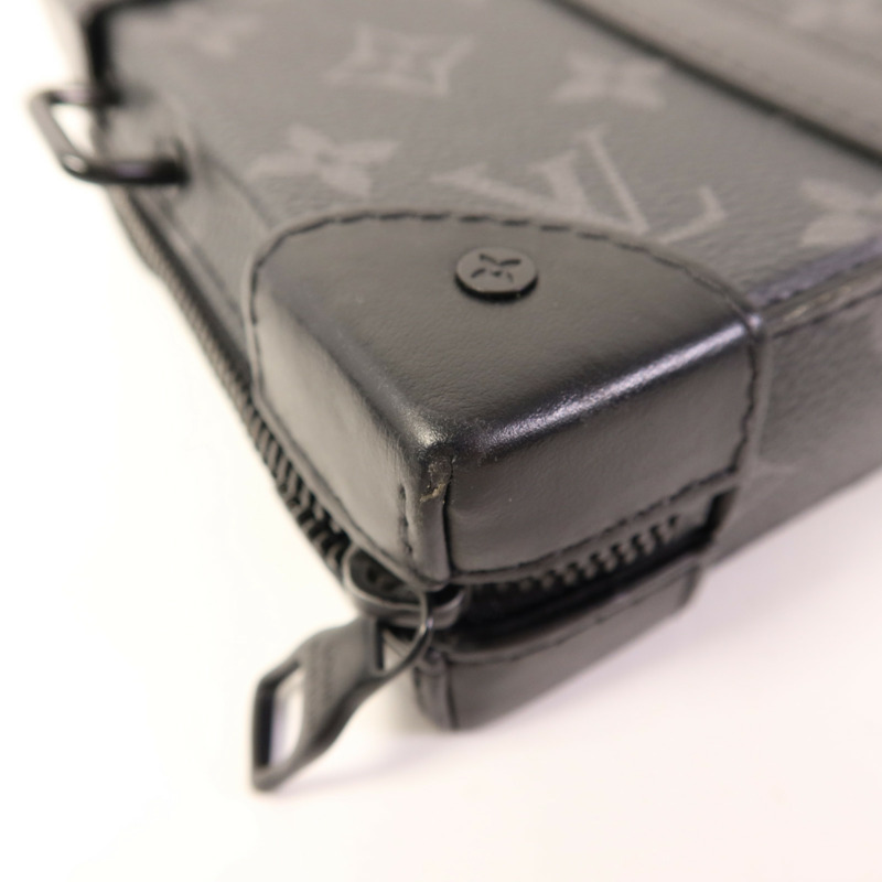 LOUIS VUITTON Monogram Eclipse Soft Trunk Wallet肩背袋-10