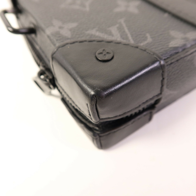 LOUIS VUITTON Monogram Eclipse Soft Trunk Wallet肩背袋-12