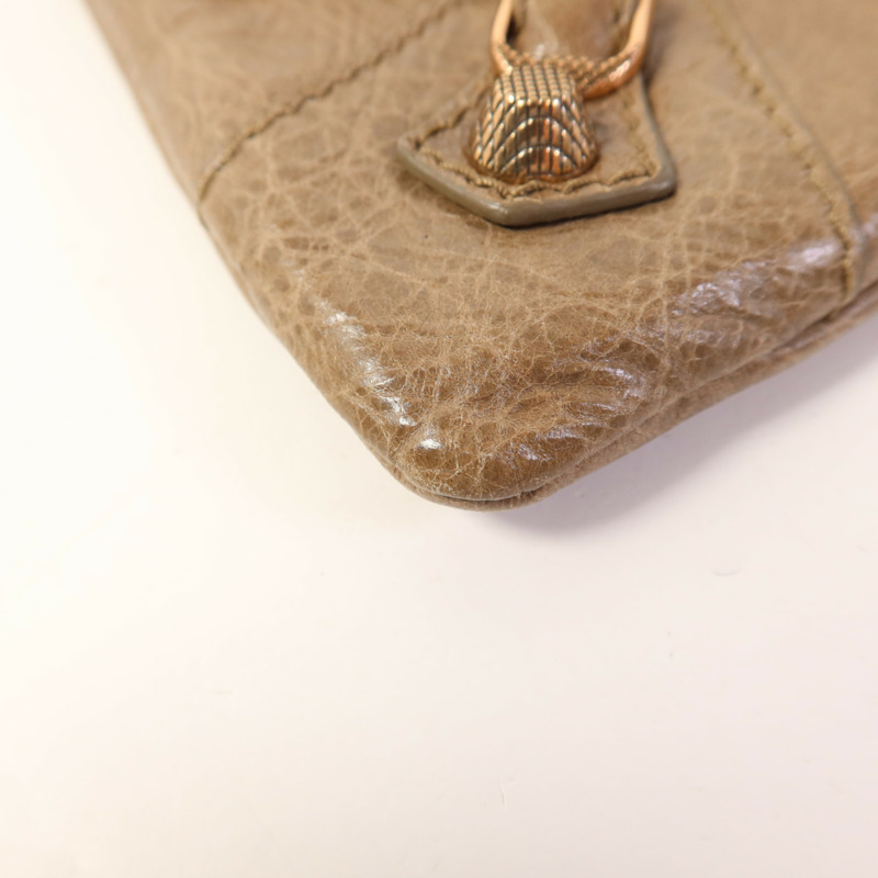 BALENCIAGA 羊皮皮革Clutch金扣手拿包-11