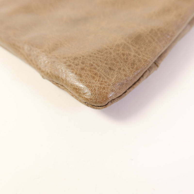 BALENCIAGA 羊皮皮革Clutch金扣手拿包-12