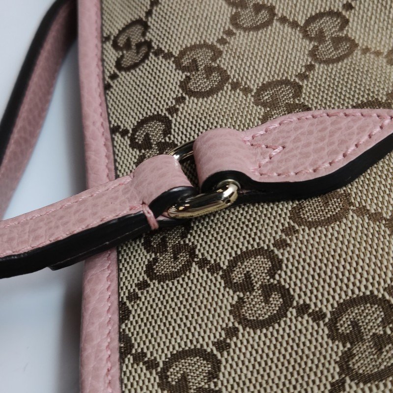 Gucci Bree 牛皮 帆布 雙G 老花 互扣G 流蘇掛飾 單肩包-12